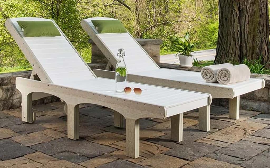 Finch SunSurf Lounges